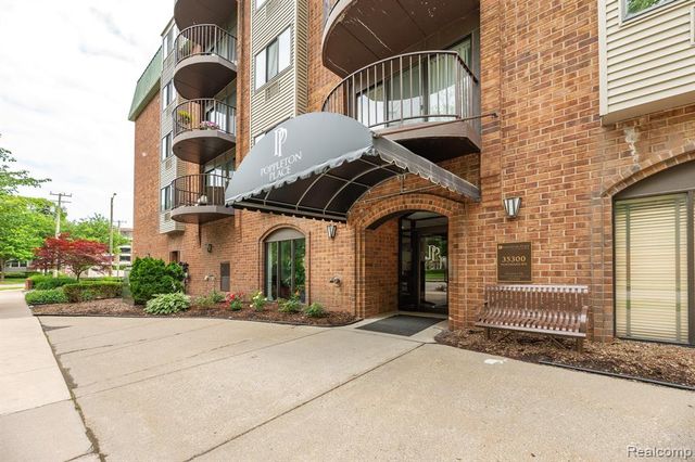 35300 Woodward Avenue 404, Birmingham, MI 48009