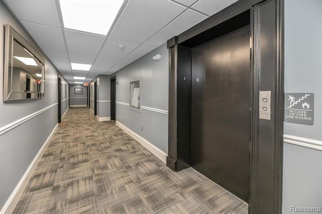 35300 Woodward Avenue 404, Birmingham, MI 48009