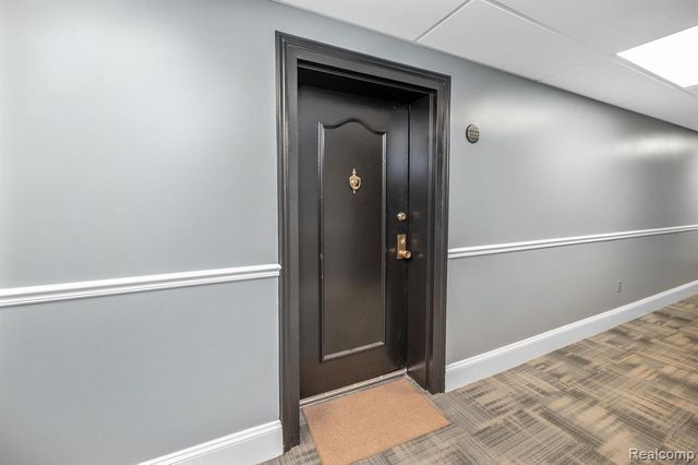 35300 Woodward Avenue 404, Birmingham, MI 48009