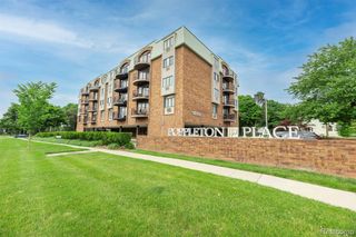 35300 Woodward Avenue 404, Birmingham, MI 48009