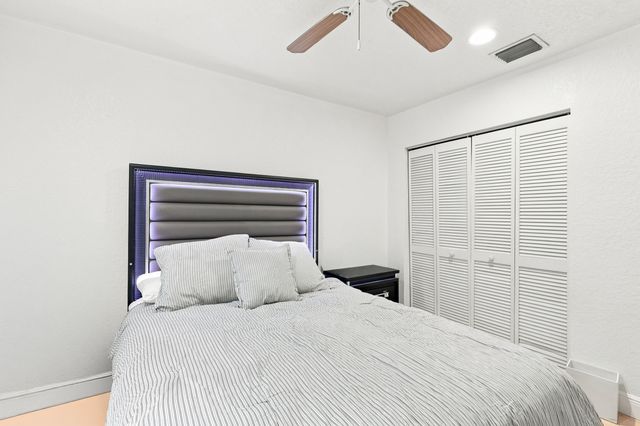 2118 E RIDGE Circle E, Boynton Beach, FL 33435