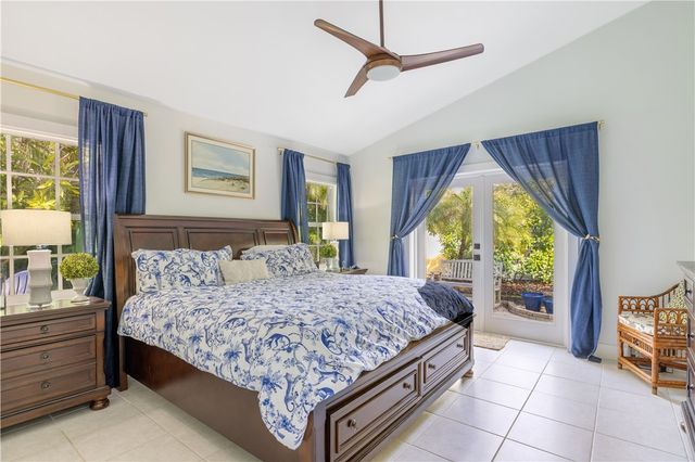 545 Flamevine Lane, Vero Beach, FL 32963