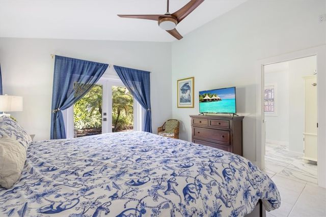 545 Flamevine Lane, Vero Beach, FL 32963