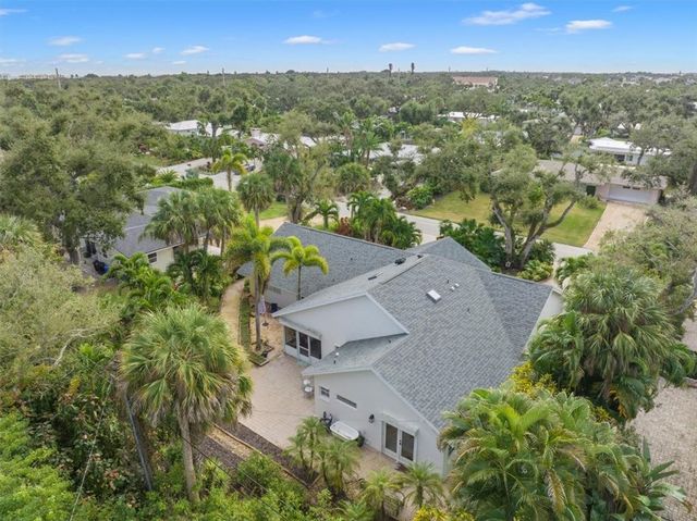 545 Flamevine Lane, Vero Beach, FL 32963