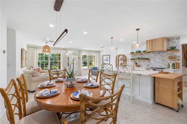 545 Flamevine Lane, Vero Beach, FL 32963