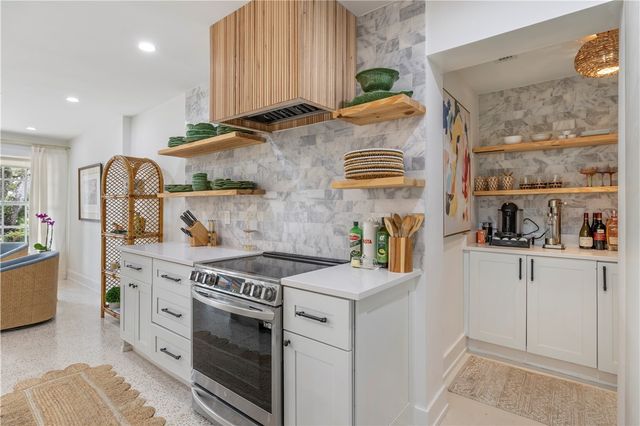 545 Flamevine Lane, Vero Beach, FL 32963