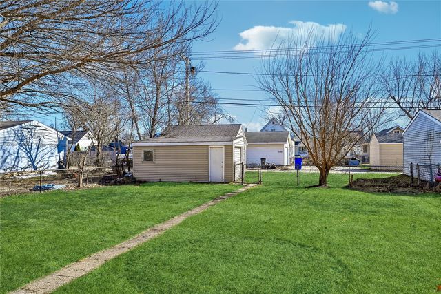 1121 11th Street NW, Cedar Rapids, IA 52405