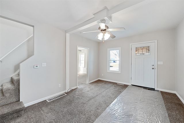 1121 11th Street NW, Cedar Rapids, IA 52405