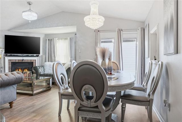 1508 Debbs LN, Chesapeake, VA 23320