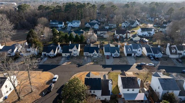 1508 Debbs LN, Chesapeake, VA 23320