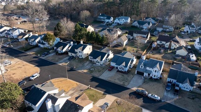 1508 Debbs LN, Chesapeake, VA 23320