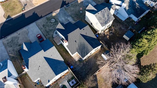 1508 Debbs LN, Chesapeake, VA 23320