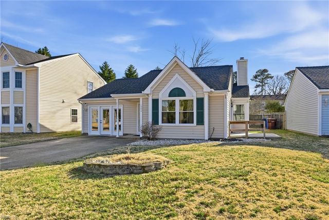 1508 Debbs LN, Chesapeake, VA 23320