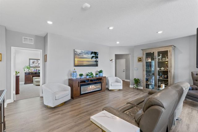 7521 LAUREATE BOULEVARD 5307, Orlando, FL 32827