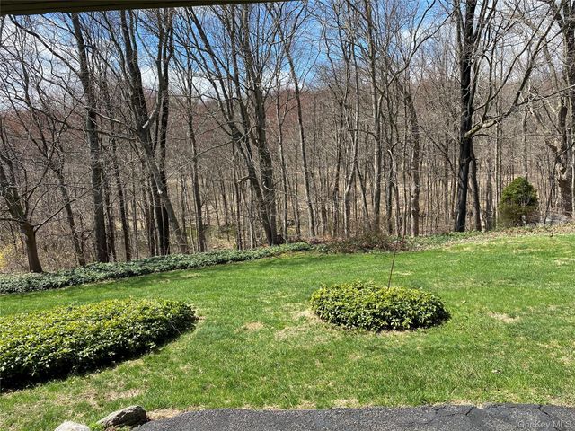 23 Colton Road, Mahopac, NY 10541