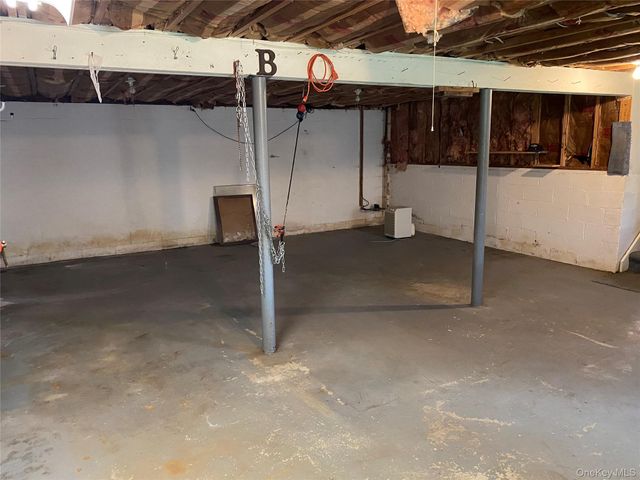 23 Colton Road, Mahopac, NY 10541