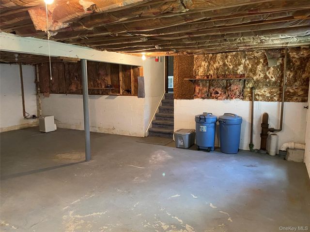 23 Colton Road, Mahopac, NY 10541