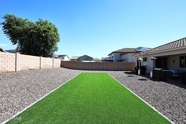 18614 W NORTH Lane, Waddell, AZ 85355
