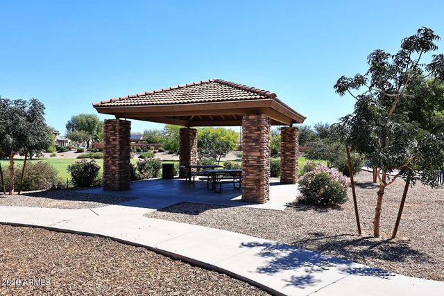 18614 W NORTH Lane, Waddell, AZ 85355