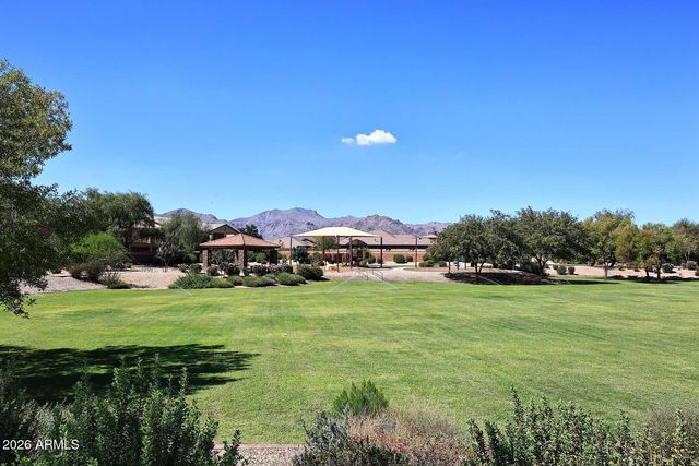 18614 W NORTH Lane, Waddell, AZ 85355