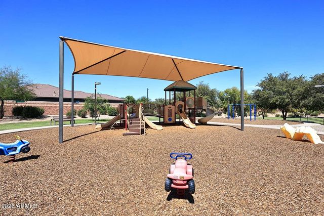 18614 W NORTH Lane, Waddell, AZ 85355
