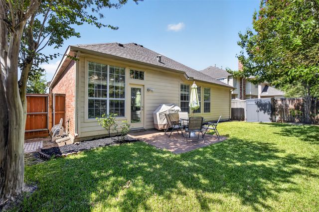 9827 Cliffside Drive, Irving, TX 75063