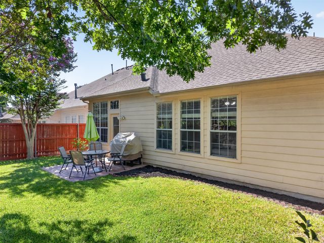9827 Cliffside Drive, Irving, TX 75063