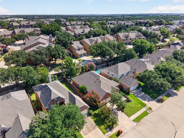 9827 Cliffside Drive, Irving, TX 75063