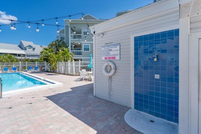 6826 STONES THROW CIRCLE N 11206, St Petersburg, FL 33710