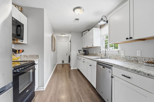 3006 Arthur Dr, Murfreesboro, TN 37127