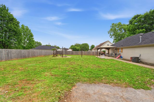 3006 Arthur Dr, Murfreesboro, TN 37127