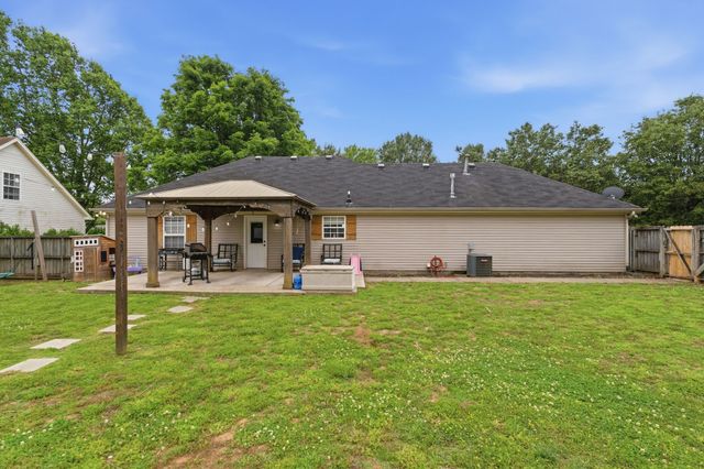 3006 Arthur Dr, Murfreesboro, TN 37127