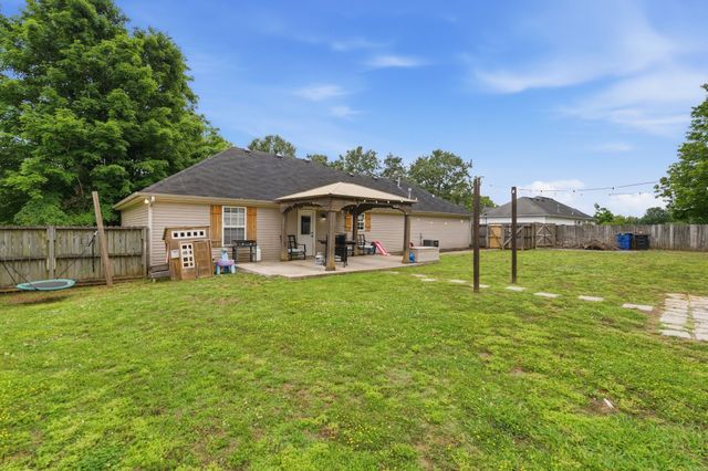 3006 Arthur Dr, Murfreesboro, TN 37127