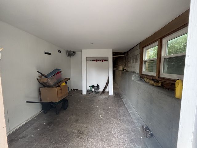 129 Lorraine Dr, Gallatin, TN 37066