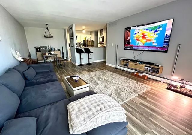 1912 Prairie Square 309A, Schaumburg, IL 60173