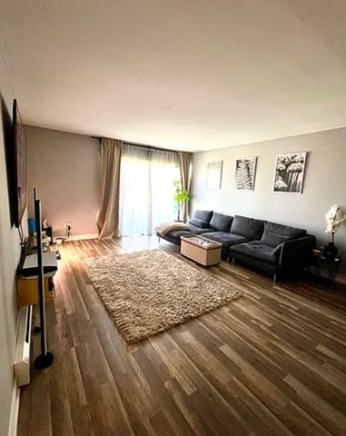 1912 Prairie Square 309A, Schaumburg, IL 60173