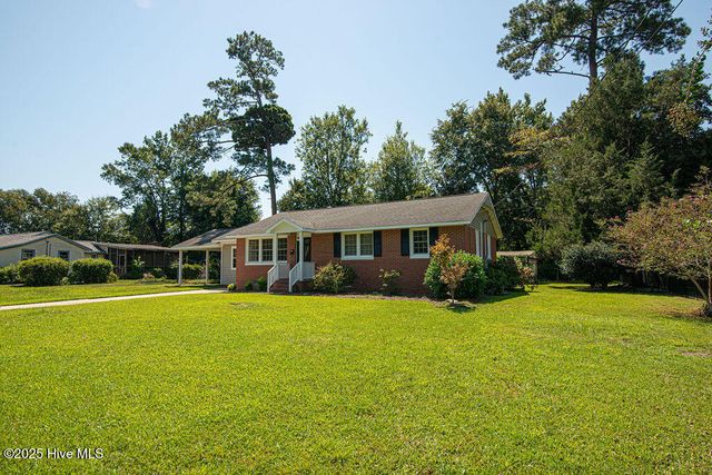 707 Christine Avenue, Jacksonville, NC 28540