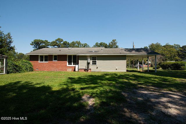 707 Christine Avenue, Jacksonville, NC 28540