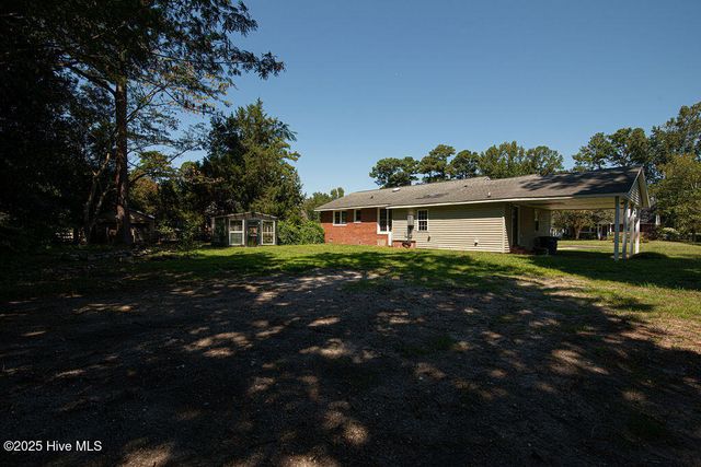 707 Christine Avenue, Jacksonville, NC 28540