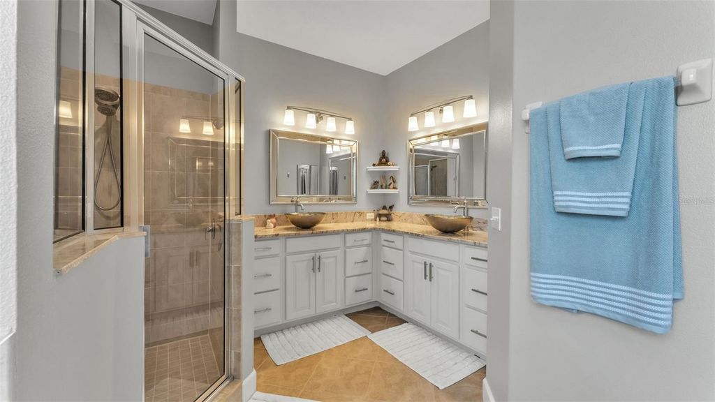 Image 21 of property listing at 6472 EVERGREEN PARK DRIVE, Lakeland, FL 33813