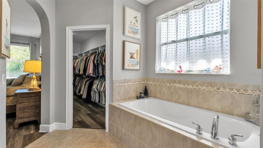 Image 23 of property listing at 6472 EVERGREEN PARK DRIVE, Lakeland, FL 33813