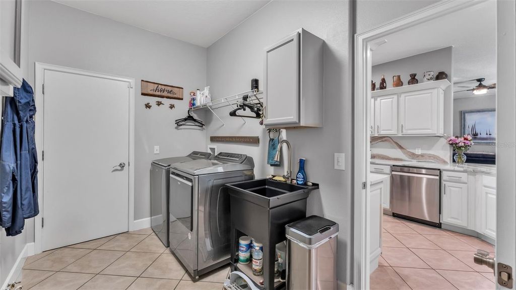 Image 28 of property listing at 6472 EVERGREEN PARK DRIVE, Lakeland, FL 33813