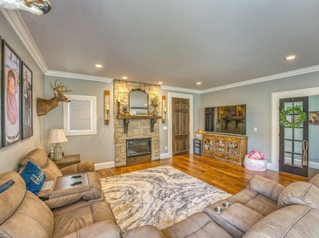 6935 Bear Creek Drive, Harrison, AR 72601