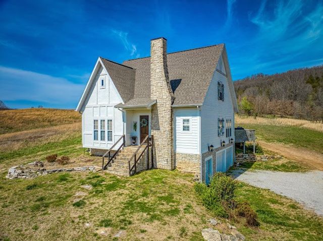 6935 Bear Creek Drive, Harrison, AR 72601