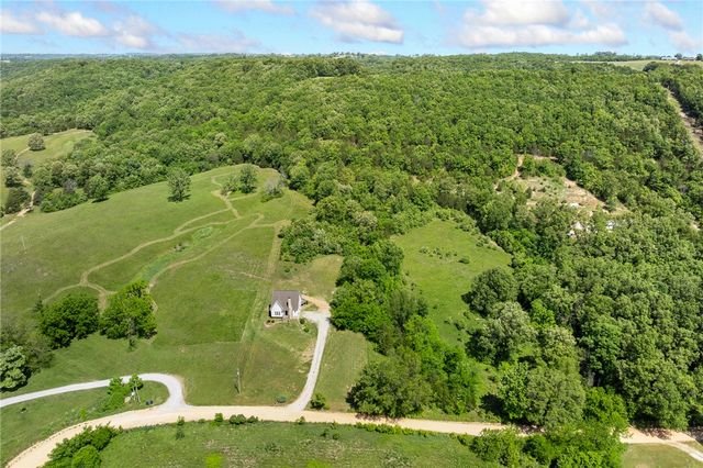 6935 Bear Creek Drive, Harrison, AR 72601