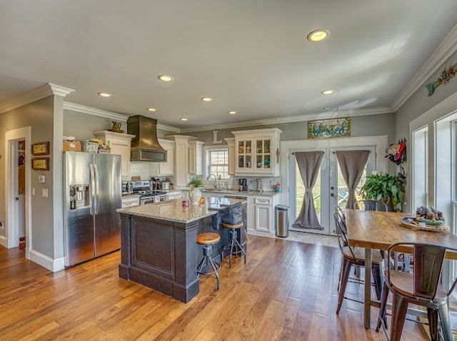 6935 Bear Creek Drive, Harrison, AR 72601