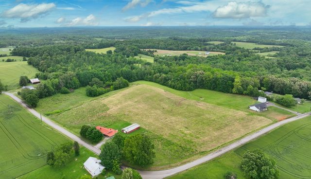 210 Nubia Rd, Westmoreland, TN 37186