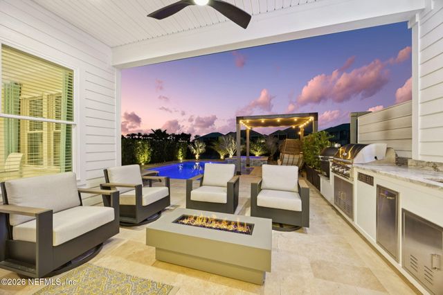 623 RUM RUNNER Way, St. Johns, FL 32259
