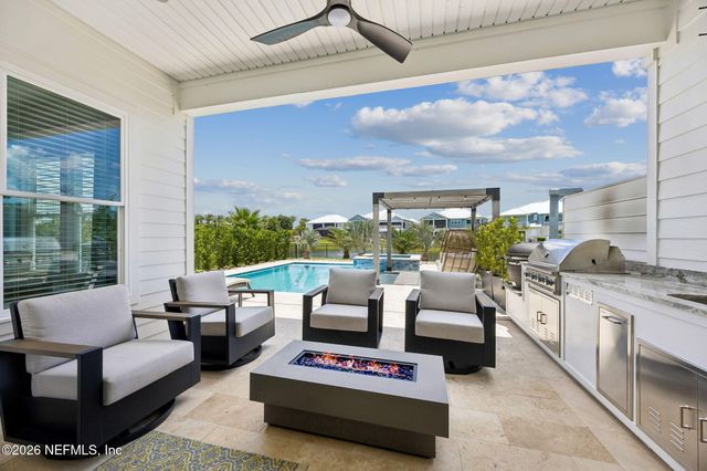 623 RUM RUNNER Way, St. Johns, FL 32259