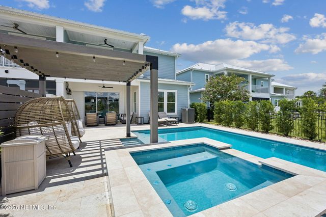 623 RUM RUNNER Way, St. Johns, FL 32259